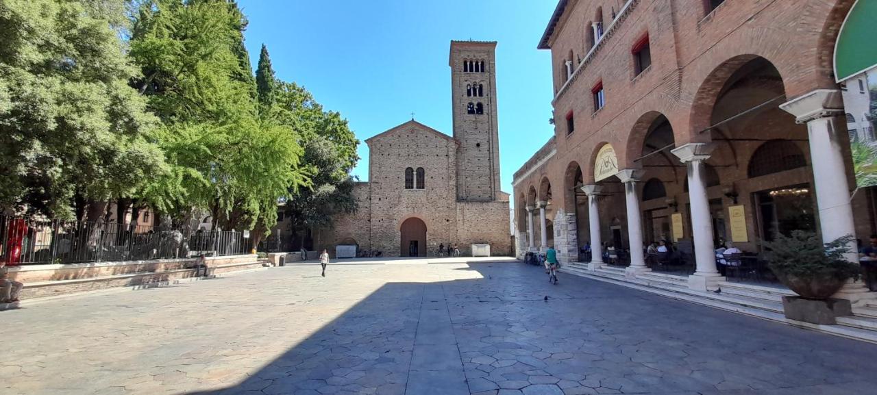 Corte Cavour. Una Mansarda Nel Cuore Della Citta Ravenna Dış mekan fotoğraf
